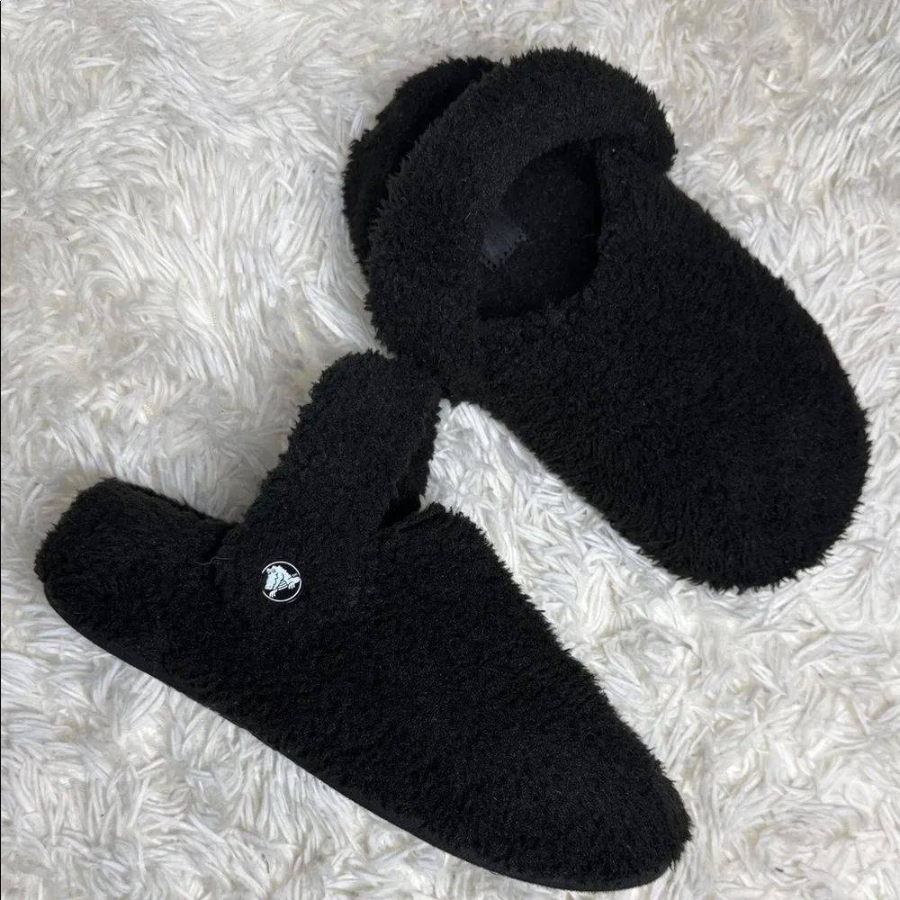 Crocs Black Fuzzy Slippers 4Y
